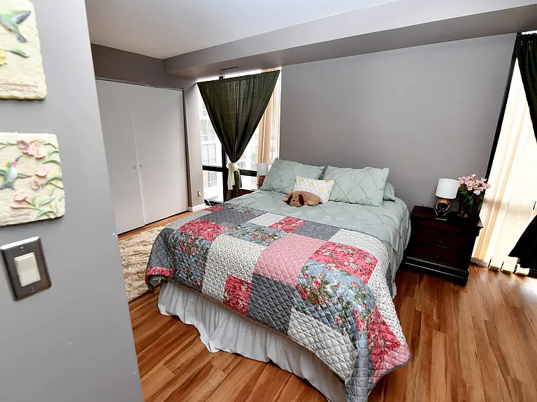 125 SW Jefferson Ave #W4S — Photo 7