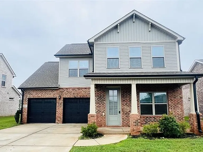 16423 Demi Dr — Photo 1