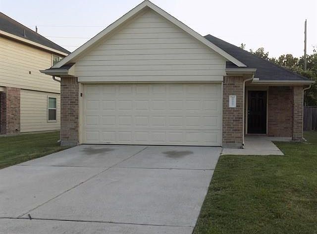 1st image of 22227 Doubletree Park Dr