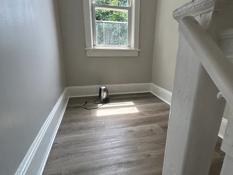 175 Rosemont Ave — Photo 18