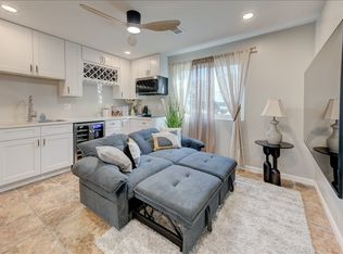 880 La Terraza Blvd Unit 2, Escondido, CA 92025