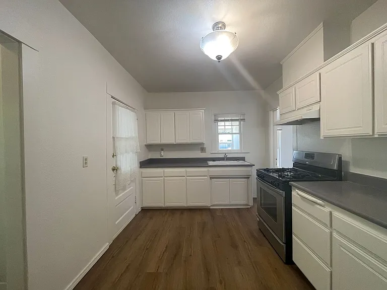 9230 Curbaril Ave — Photo 4