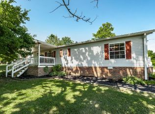8249 Old Highway 52, Westmoreland, TN 37186