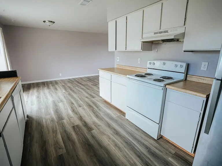 2613 Spring St — Photo 13