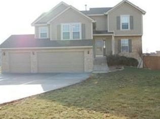 1863 W Park Ct, Olathe, KS 66061
