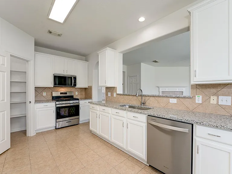 16906 Shoal Park Dr — Photo 14