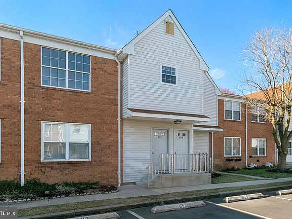 3rd image of 404 Dove Ct