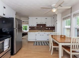 54 Shuttlemeadow Rd, Plainville, CT 06062