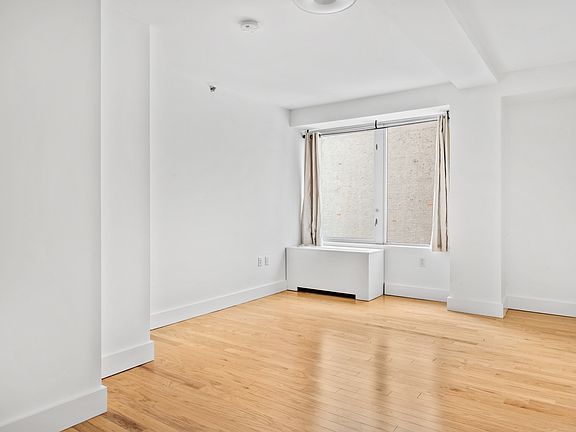5th image of 2270 Frederick Douglass Blvd #B