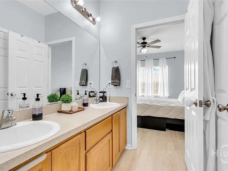 69 Chapel Lake Dr N — Photo 18