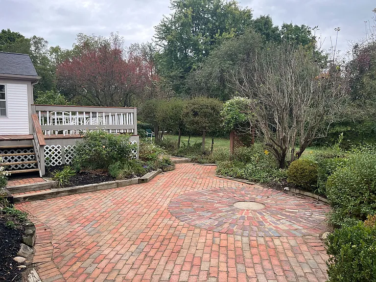 7441 Dillman Rd — Photo 3