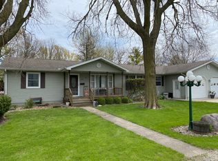 535 S Vermillion St, Paxton, IL 60957