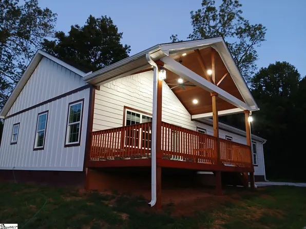 816 E Carolina Ave, Clinton, SC 29325