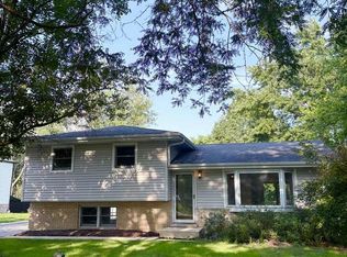 5S426 Columbia St, Naperville, IL 60563