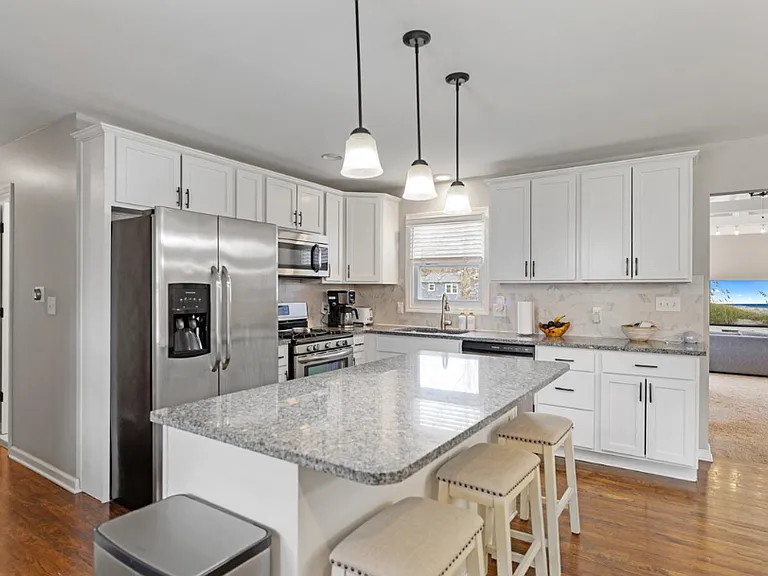 6955 Adaside Dr SE — Photo 3