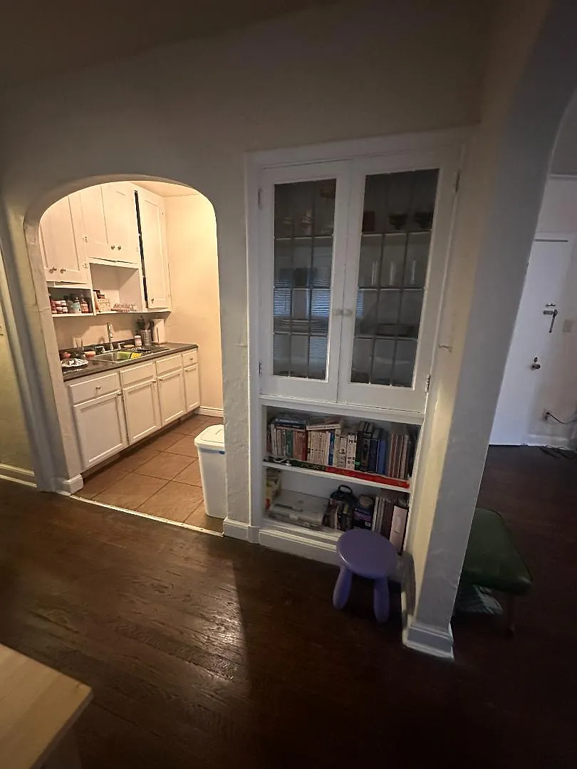 Property Photo - 2646 Mayfield Rd #1