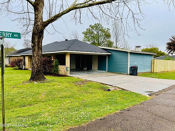 2nd image of 125 Berrybrook Ave
