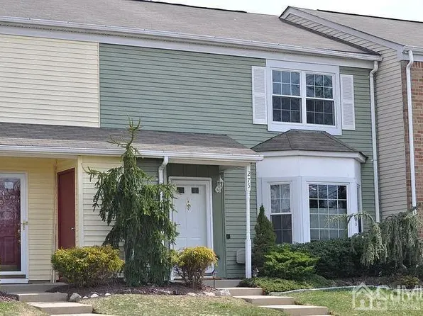 275 Bishop Ct, Old Bridge, NJ 08857