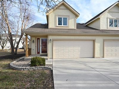 8200 NW Bradford Ct, Kansas City, MO, 64151