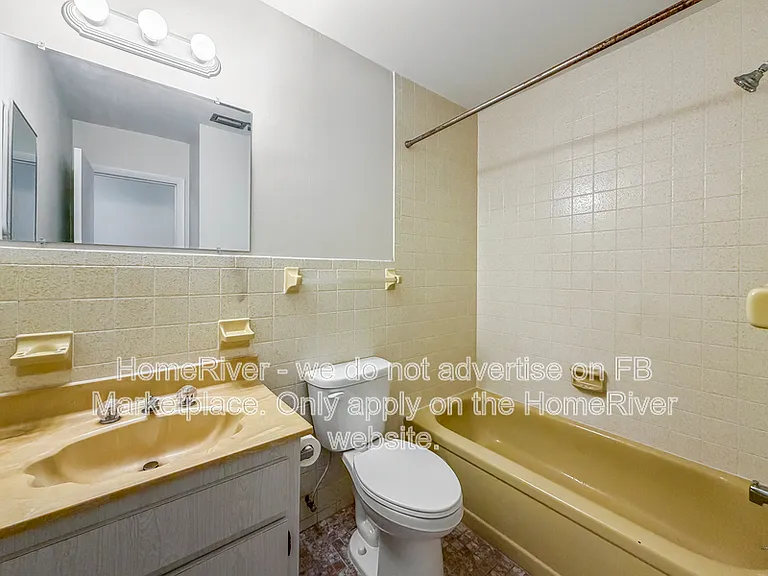 502 NW Salina Ter — Photo 12