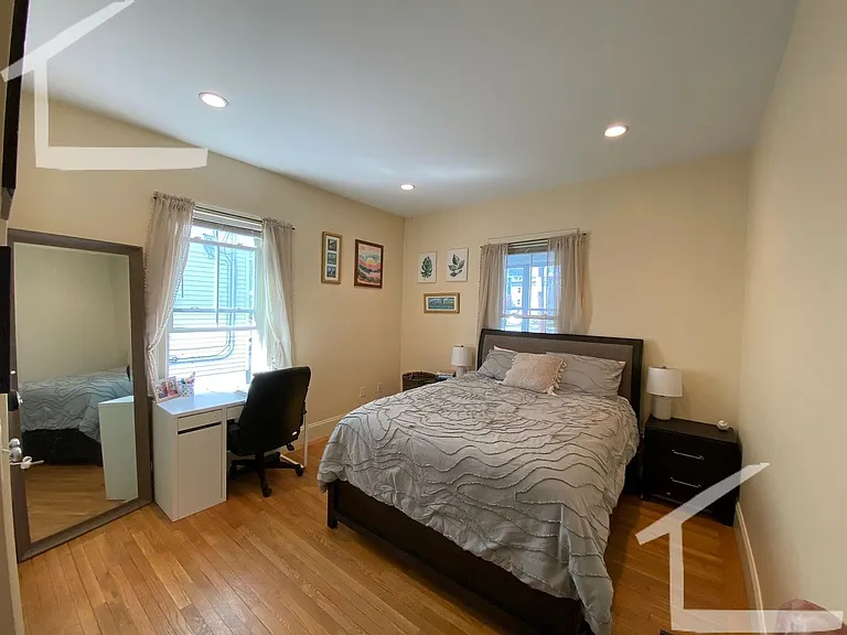 25 Lothrop St #5 — Photo 15