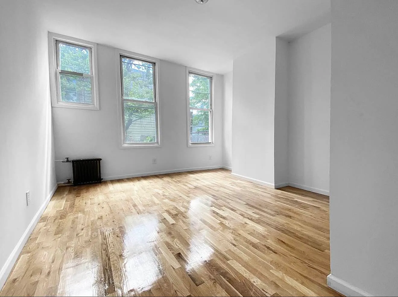 514 Fairview Avenue — Photo 1