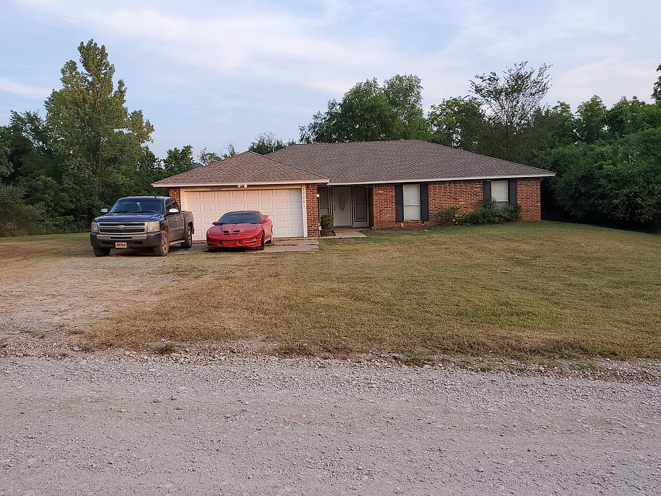 1st image of 17201 Winding Creek Dr