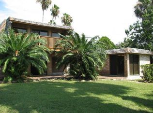 129 Country Club Rd, Brownsville, TX 78520