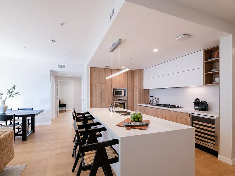 Respara Brentwood — Photo 7