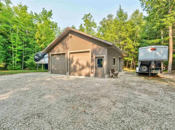 268 County Road 441, Manistique, MI 49854