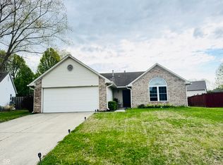 831 Queensgate Dr, Greenwood, IN 46143