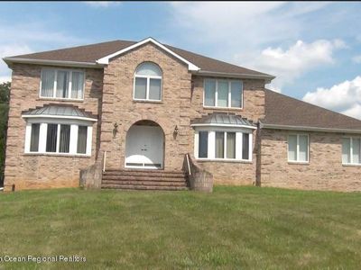 14 Groendyke Cir, Millstone Township, NJ, 08535