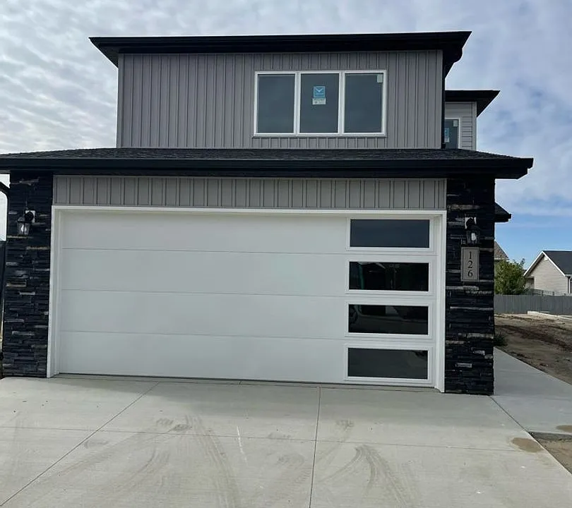 126 Marshall Loop