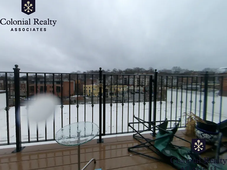 1614 Beacon St #3 — Photo 16