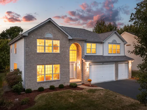 767 Century Farm Ln, Naperville, IL 60563