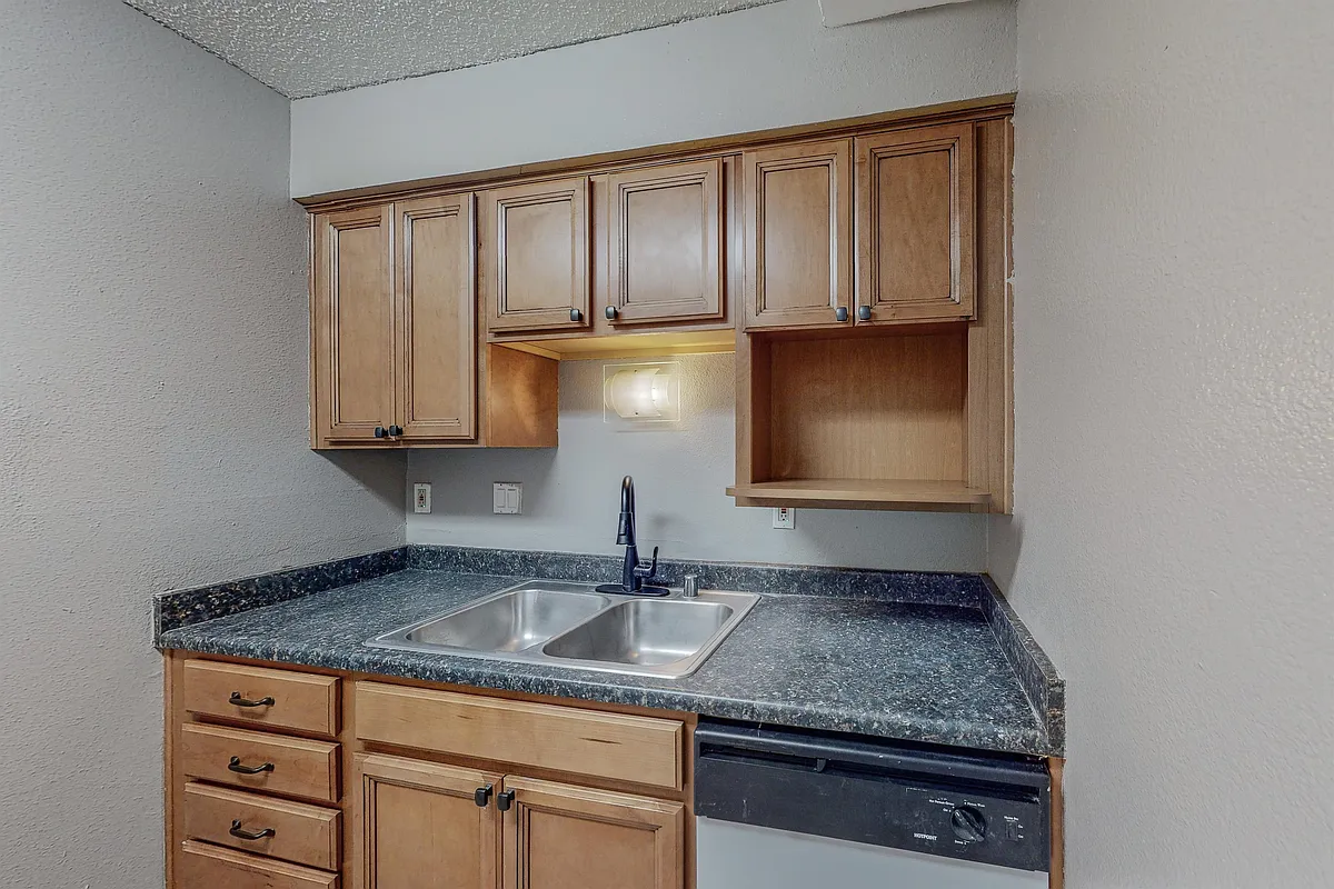 Building Photo - 3867 Montgomery Blvd NE #1601