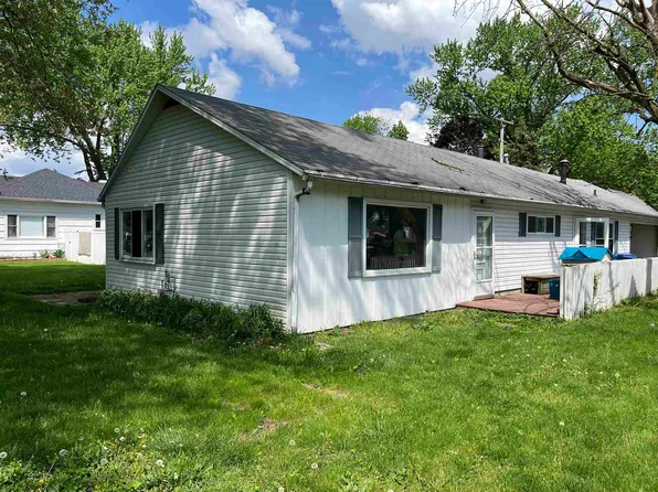 309 W Poplar St, South Whitley, IN 46787