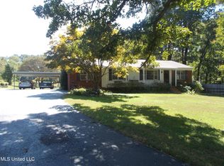 5307 Desoto Rd, Horn Lake, MS 38637