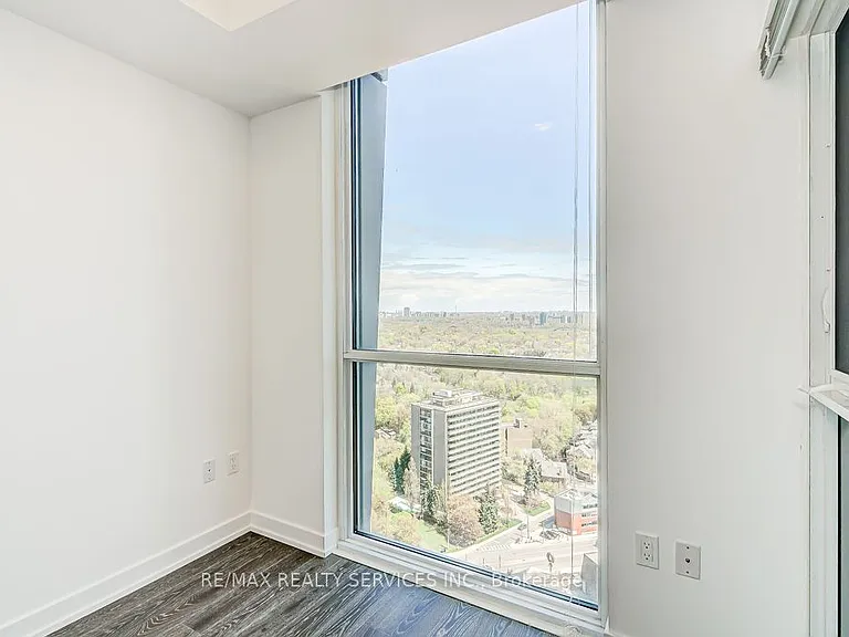 1 Yorkville Ave #2611 — Photo 13