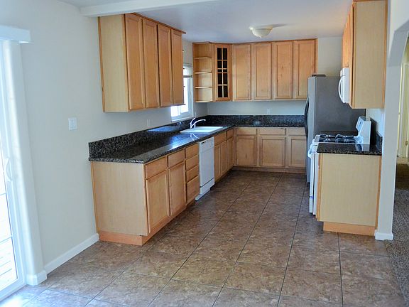5th image of 6938 Stoneman Dr