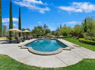 32862 Pine Cir, Temecula, CA 92592