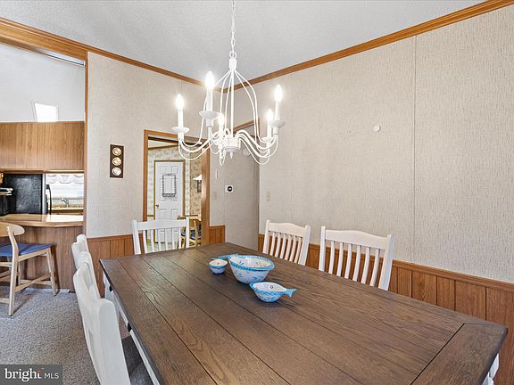 5th image of 35617 Joann Dr