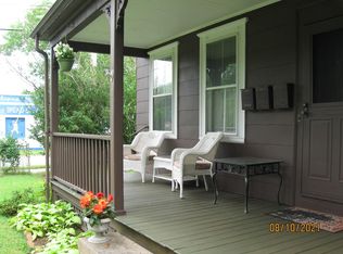 461 High St, South Kingstown, RI 02879