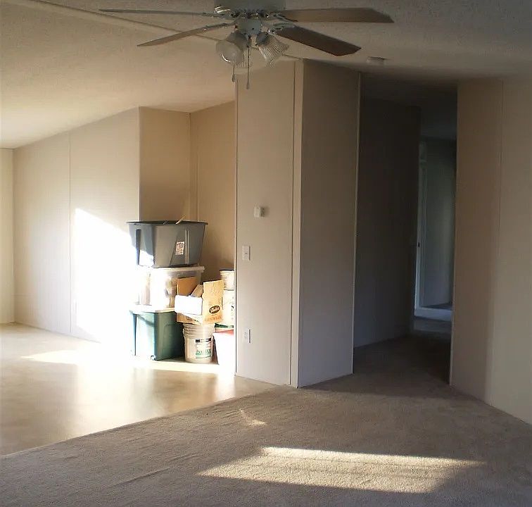 1st image of 240 Crestridge Dr