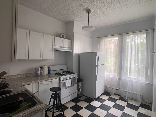 Rented by Triplemint | media 15