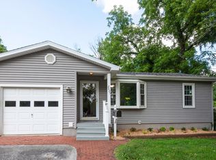 2825 W Walnut St, Springfield, MO 65802