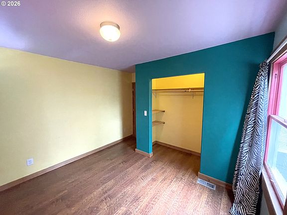 4th image of 260 W Center St