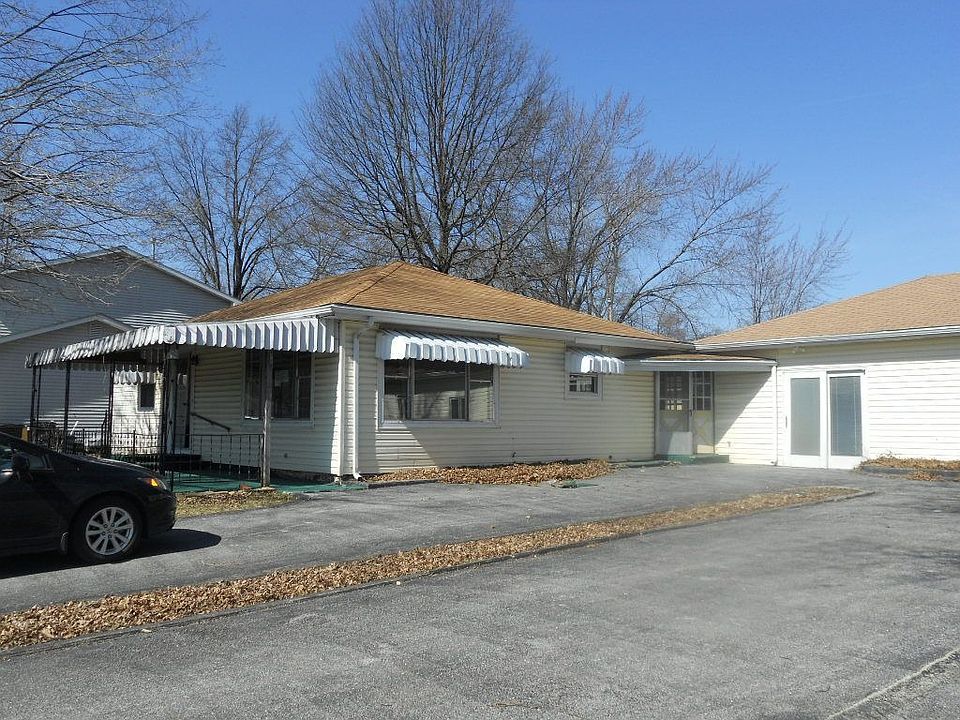 2nd image of 818 Louisedale Dr