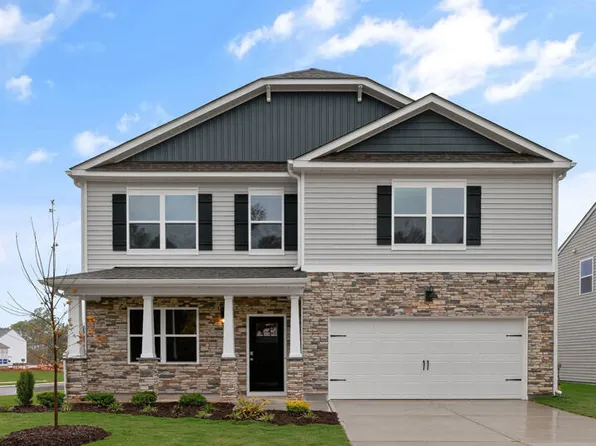 220 Grazing Buck Dr, Clayton, NC 27520