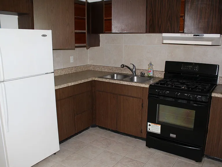 1700 S Palmetto Ave — Photo 3